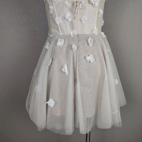By Watters Jive 3D Floral Tulle Corset Ivory-Nude Mini Dress Size 8 - Picture 13 of 16